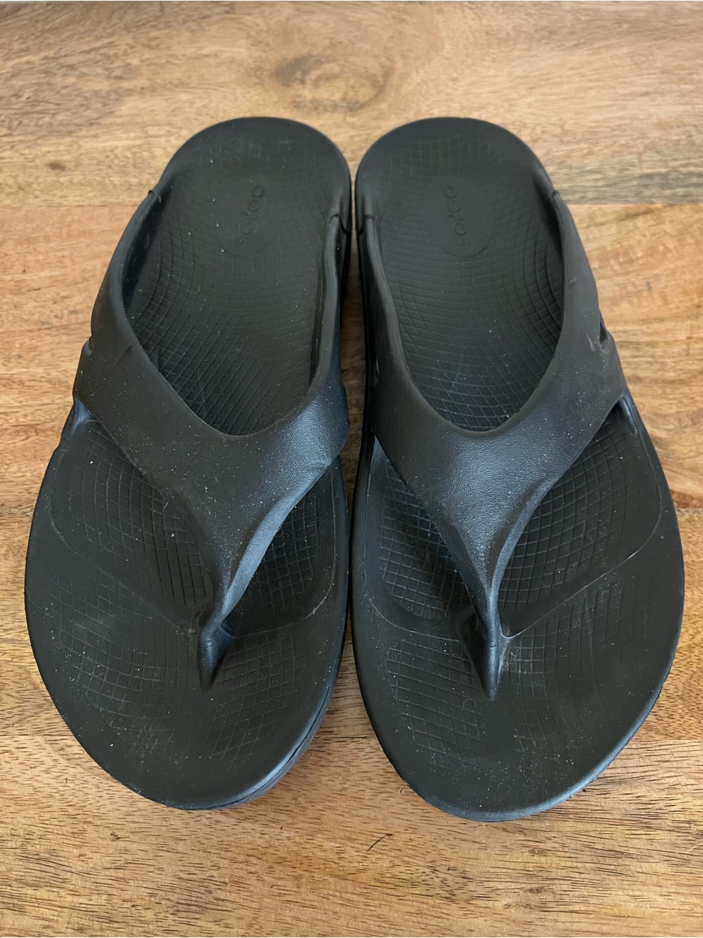 Oofos Original Black Flip Flop Recovery Comfort Sandals Unisex Size M 10 W 12